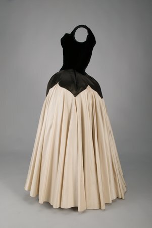 Petal evening dress - James, Charles, 1906-1978