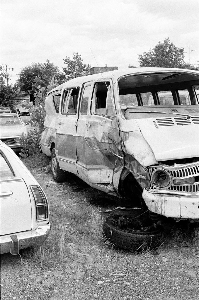 Images of children from Little Bear Day Camp who were involved in a collision - Chicago Sun-Times