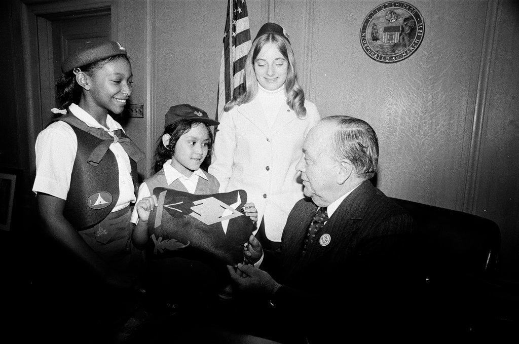 Campfire girls present Mayor Richard J. Daley with a memento - Chicago Sun-Times