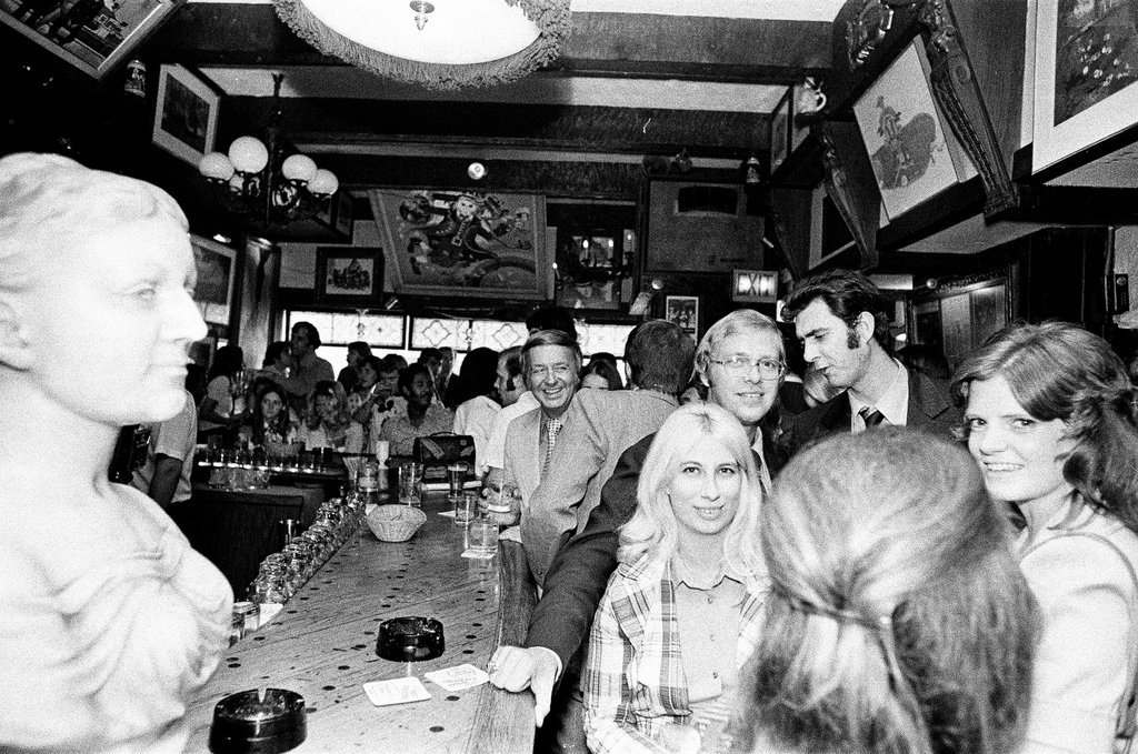 Views of a busy night at Butch McGuire's - Chicago Sun-Times