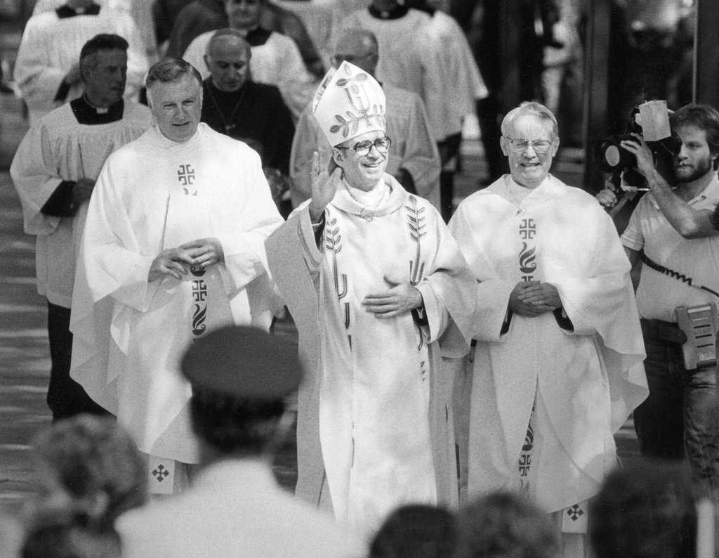 Joseph Bernardin installed as Archbishop - Richard Derk for Chicago Sun-Times