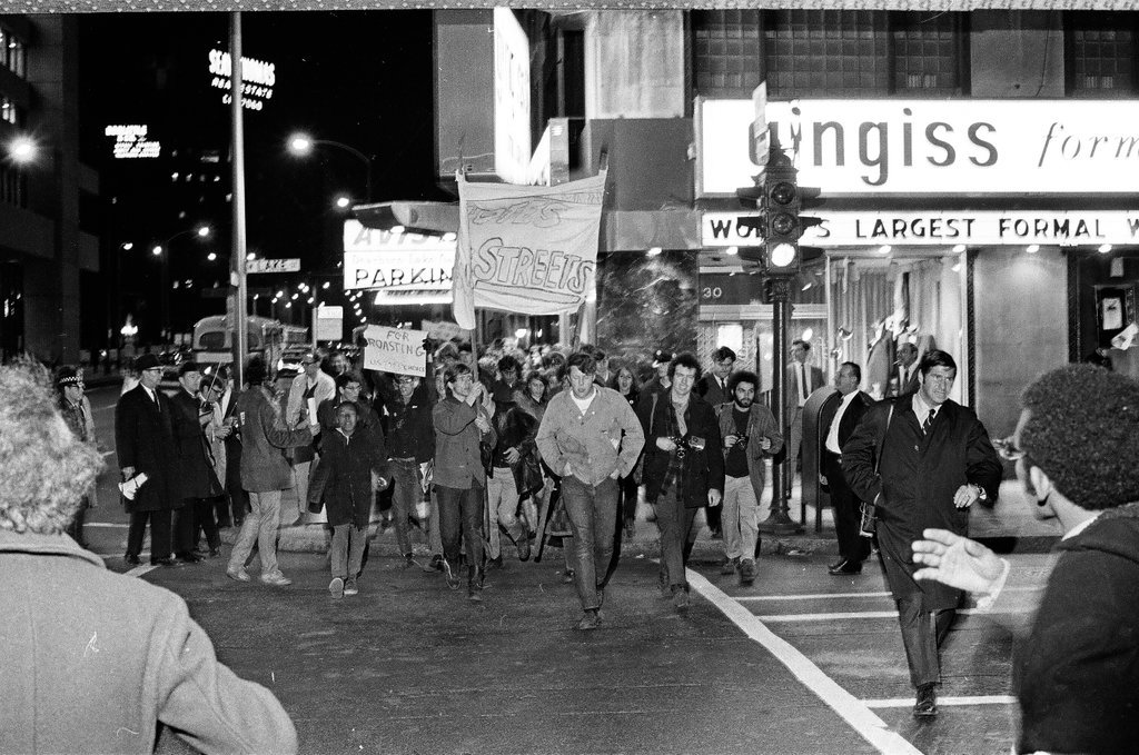 SDS march to Hilton Hotel on election day - Howard D. Simmons for Chicago Sun-Times