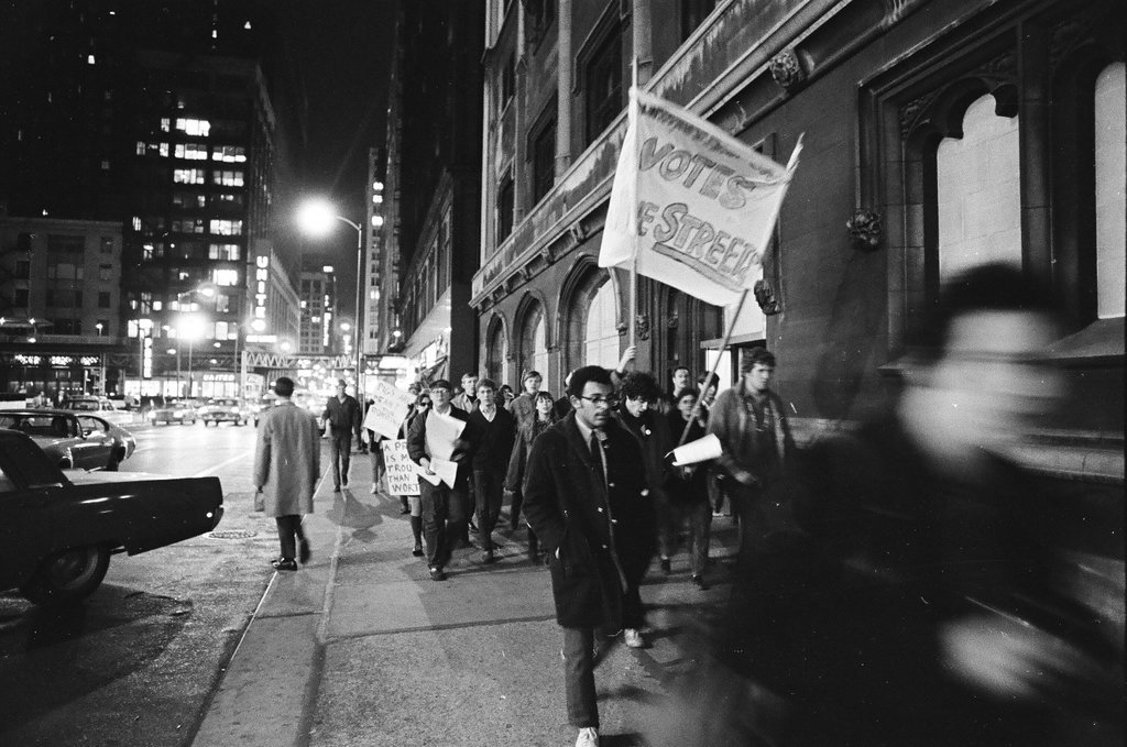 SDS march to Hilton Hotel on election day - Howard D. Simmons for Chicago Sun-Times