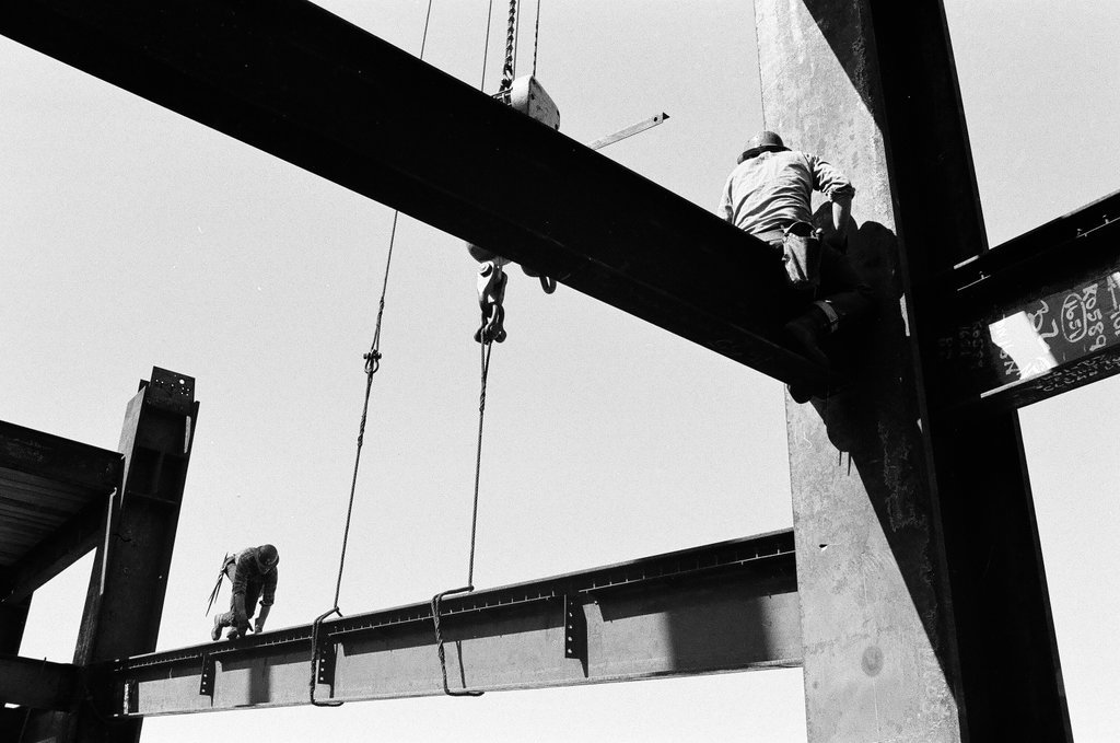 Views of construction workers on unfinished John Hancock Center - Ralph Arvidson for Chicago Sun-Times