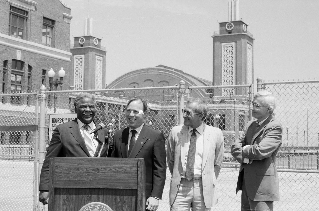 Mayor Washington at Navy Pier - Chicago Sun-Times