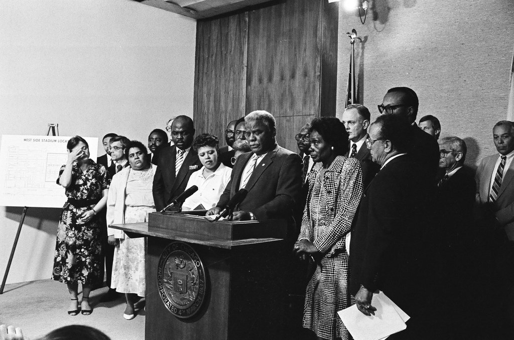 Mayor Washington announces new stadium - Chicago Sun-Times