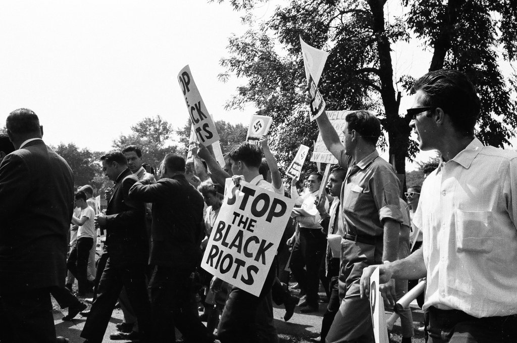 George Rockwell leads Nazi rally - Chicago Sun-Times