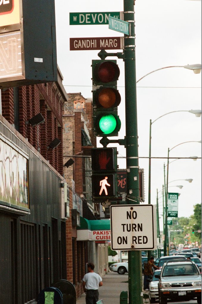 Views of the community businesses and residents near West Devon Avenue - Chicago Sun-Times
