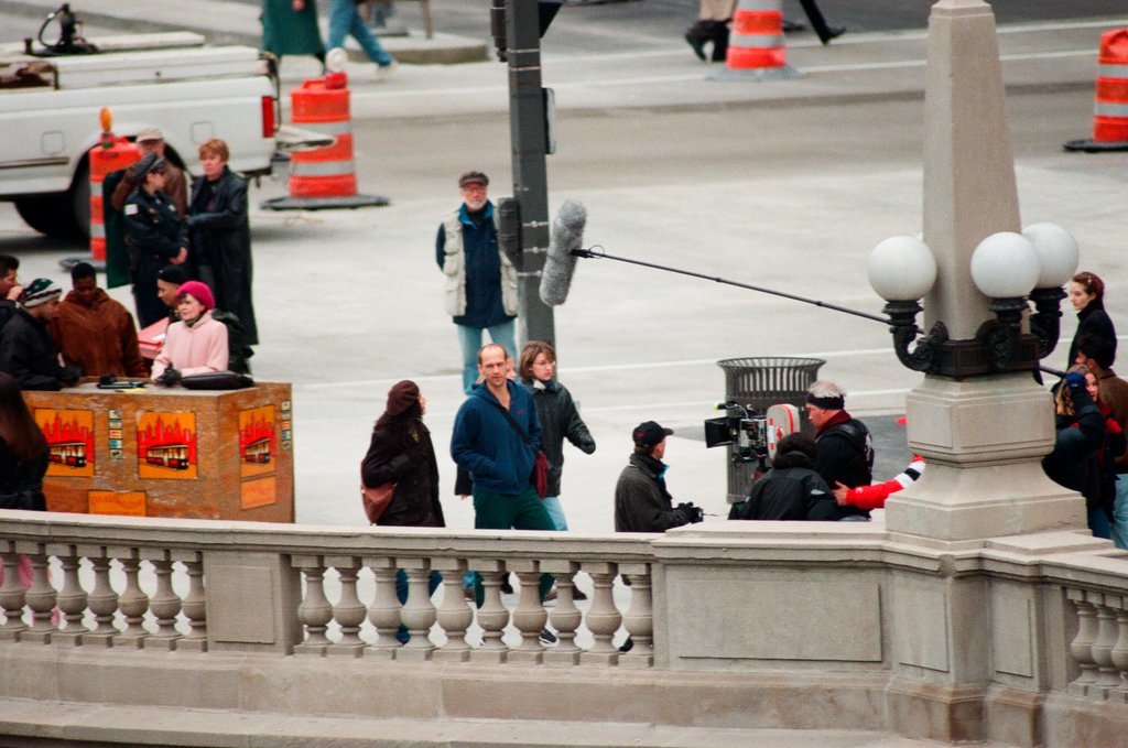 Cast and crew from the 'ER' television show film along the Chicago River - Chicago Sun-Times