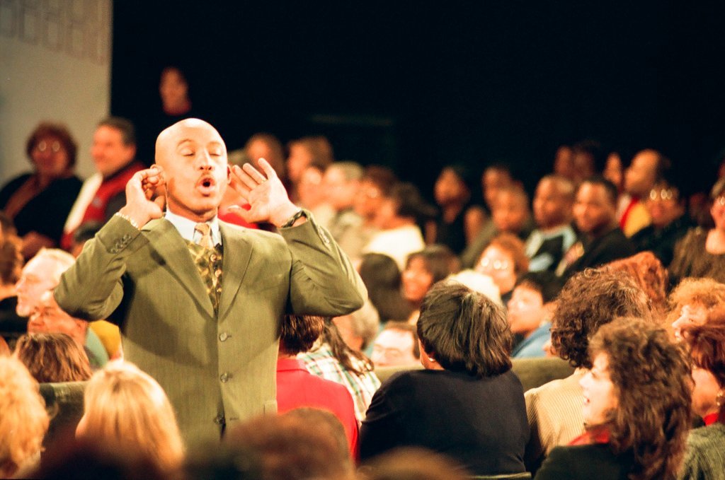 Montel Williams records segments of his talk show - Chicago Sun-Times