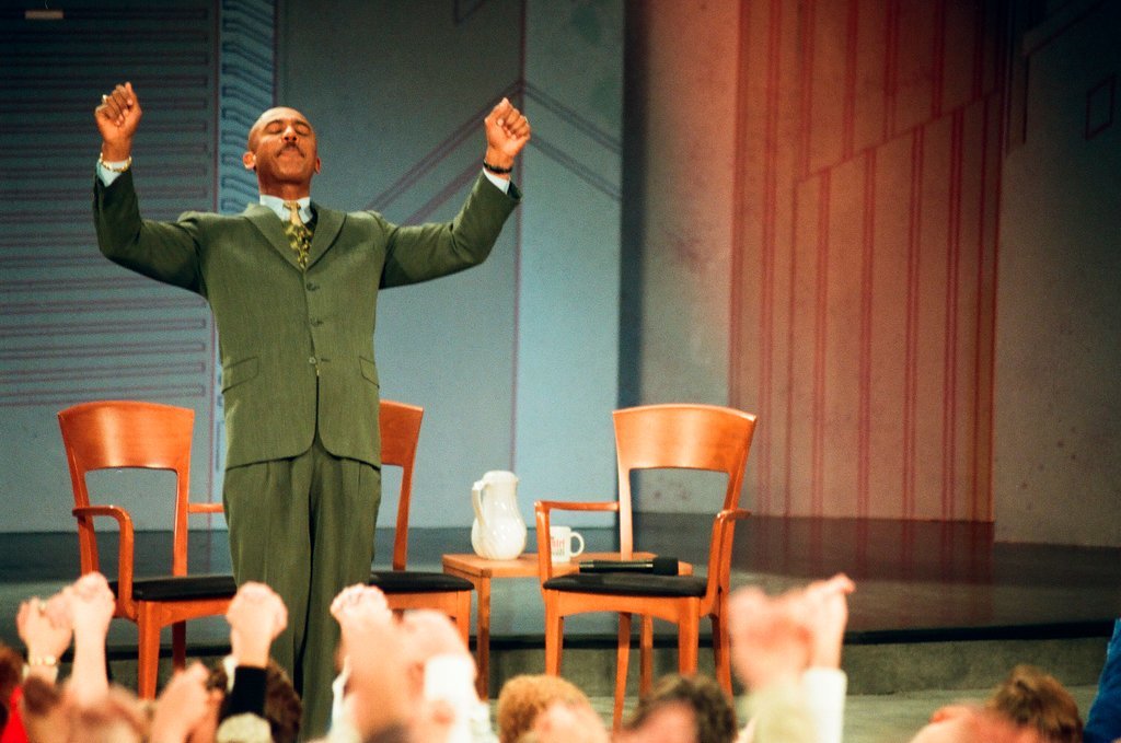 Montel Williams records segments of his talk show - Chicago Sun-Times