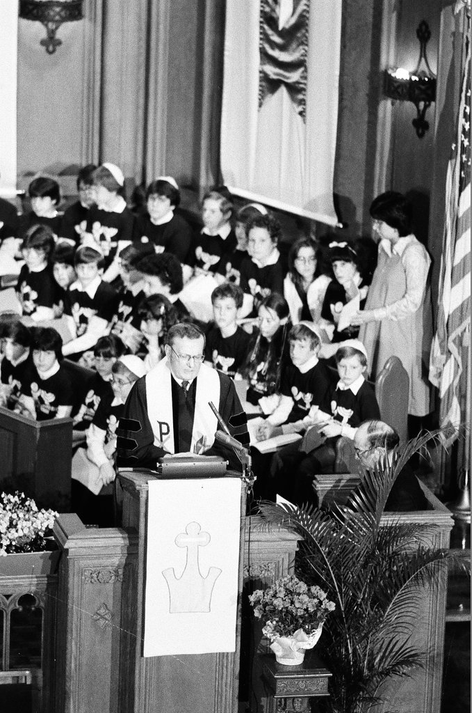 Joseph Cardinal Bernardin speaks at a Holocaust remembrance service - John H. White for Chicago Sun-Times