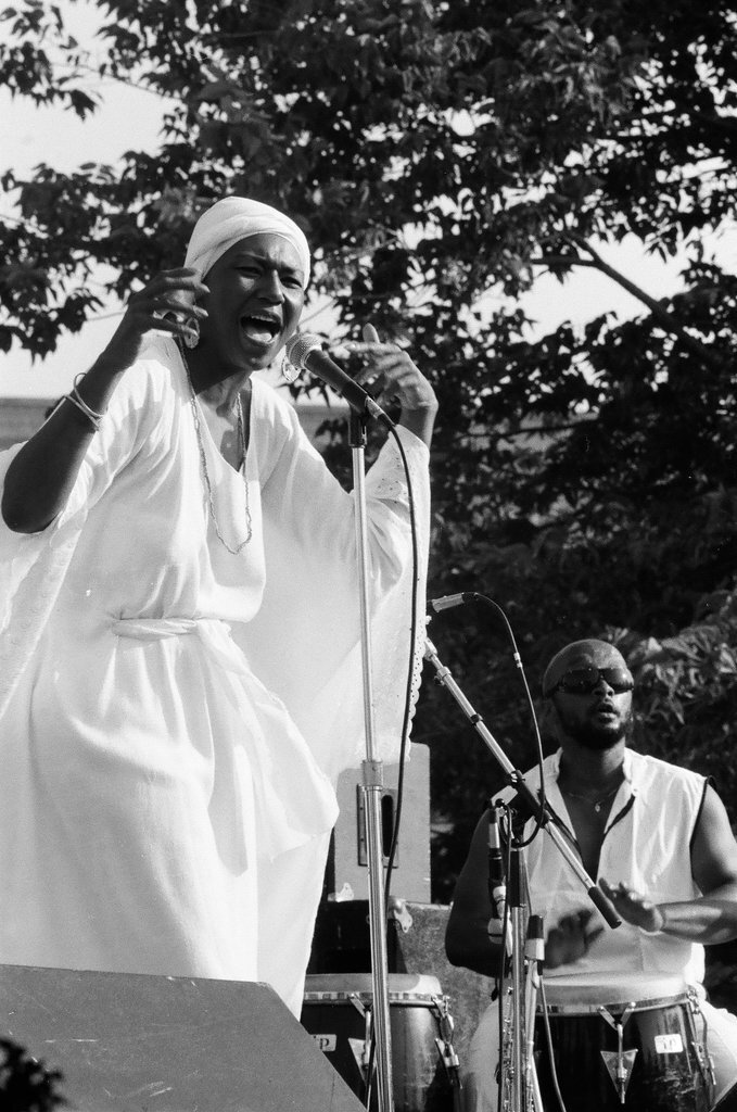 A crowd enjoys a jazz music festival at the South Shore Country Club - Chicago Sun-Times