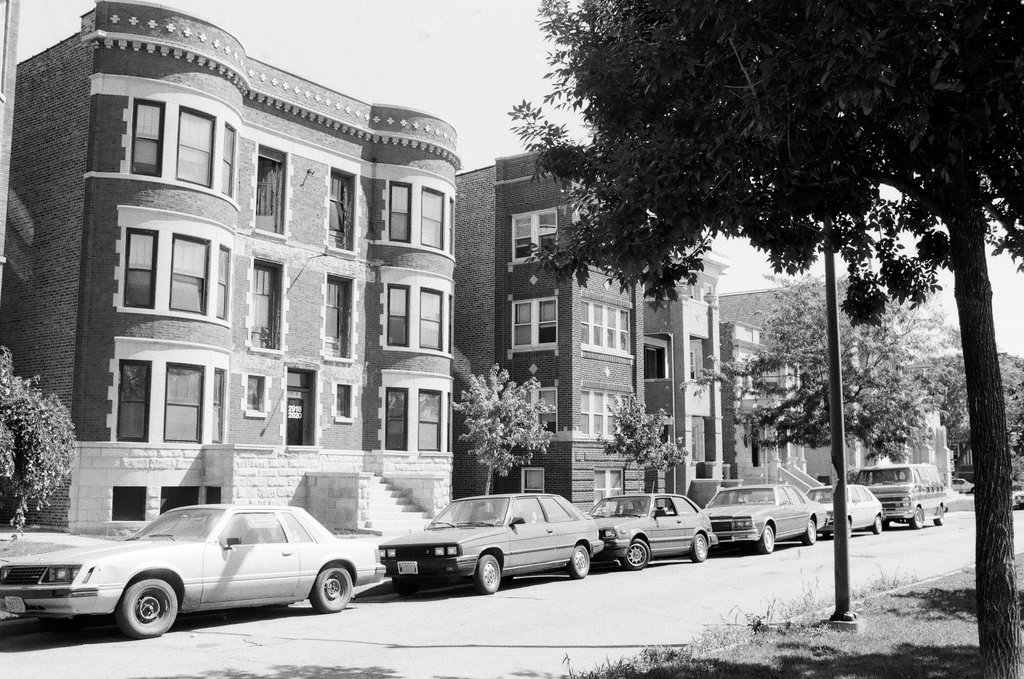 Views of the buildings surrounding Logan Square Park - Chicago Sun-Times