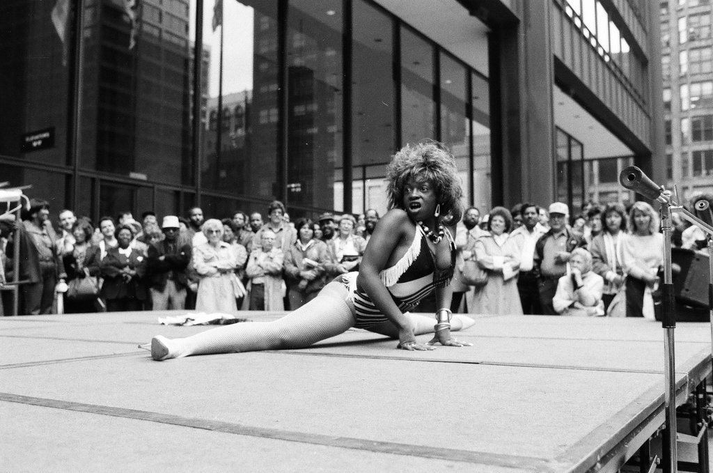 Six finalists compete in the Tina Turner talent search - Chicago Sun-Times