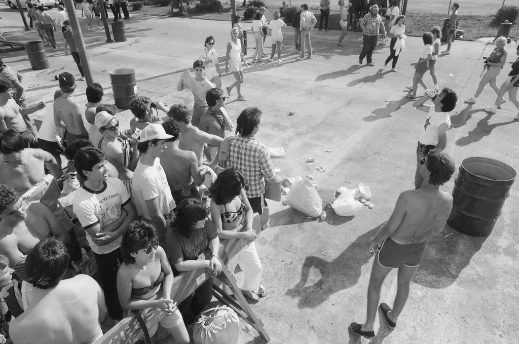 Fans line up outside Soldier Field for the Bruce Springsteen concert - Chicago Sun-Times