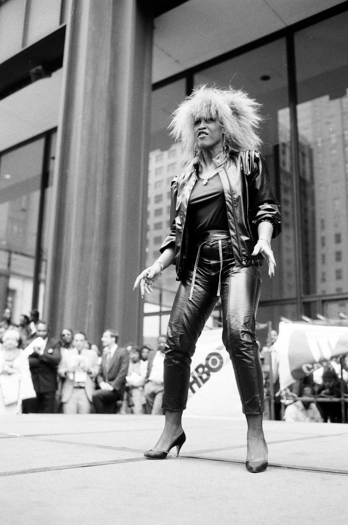 Six finalists compete in the Tina Turner talent search - Chicago Sun-Times