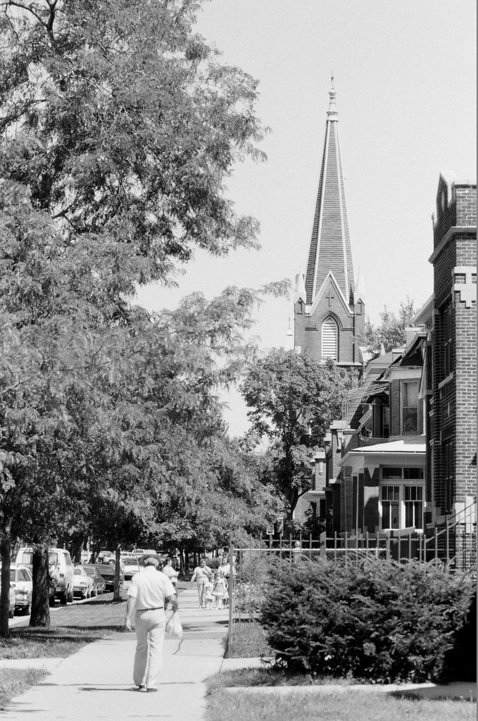 Views of the buildings surrounding Logan Square Park - Chicago Sun-Times