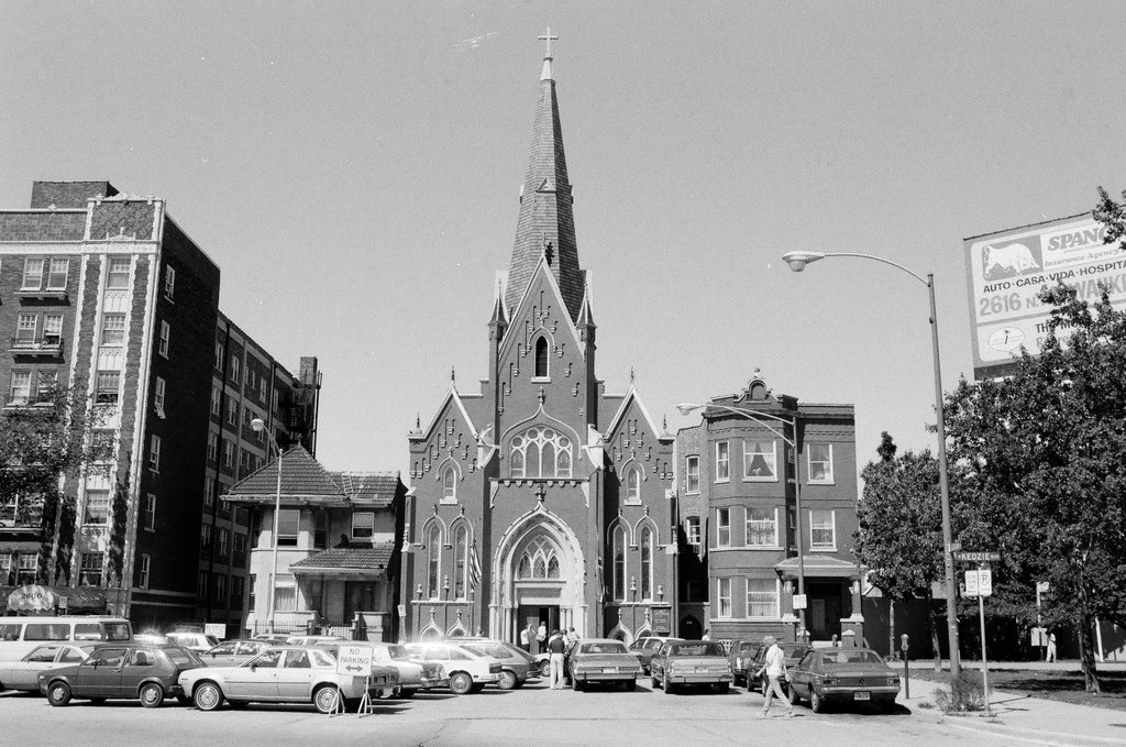 Views of the buildings surrounding Logan Square Park - Chicago Sun-Times