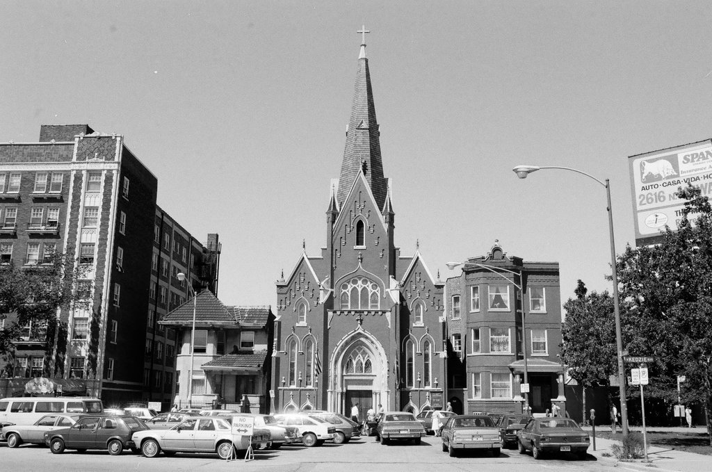 Views of the buildings surrounding Logan Square Park - Chicago Sun-Times