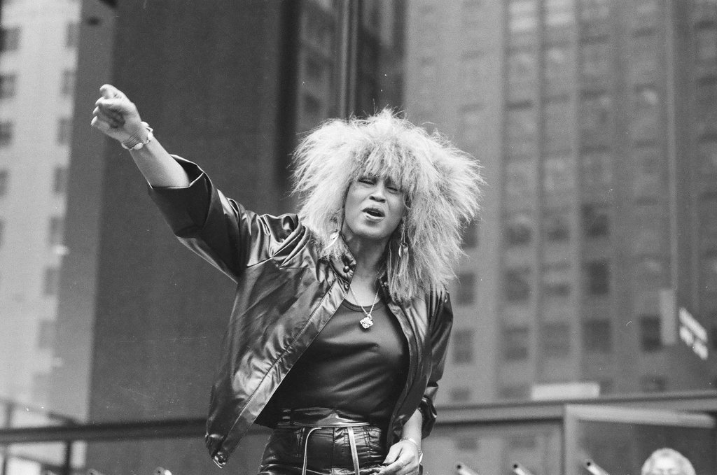 Six finalists compete in the Tina Turner talent search - Chicago Sun-Times