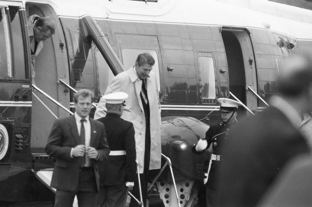 President Ronald Reagan arrives via helicopter at Deerfield High School - Chicago Sun-Times