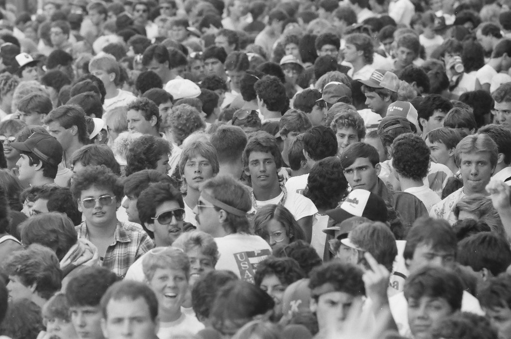 Fans line up outside Soldier Field for the Bruce Springsteen concert - Chicago Sun-Times