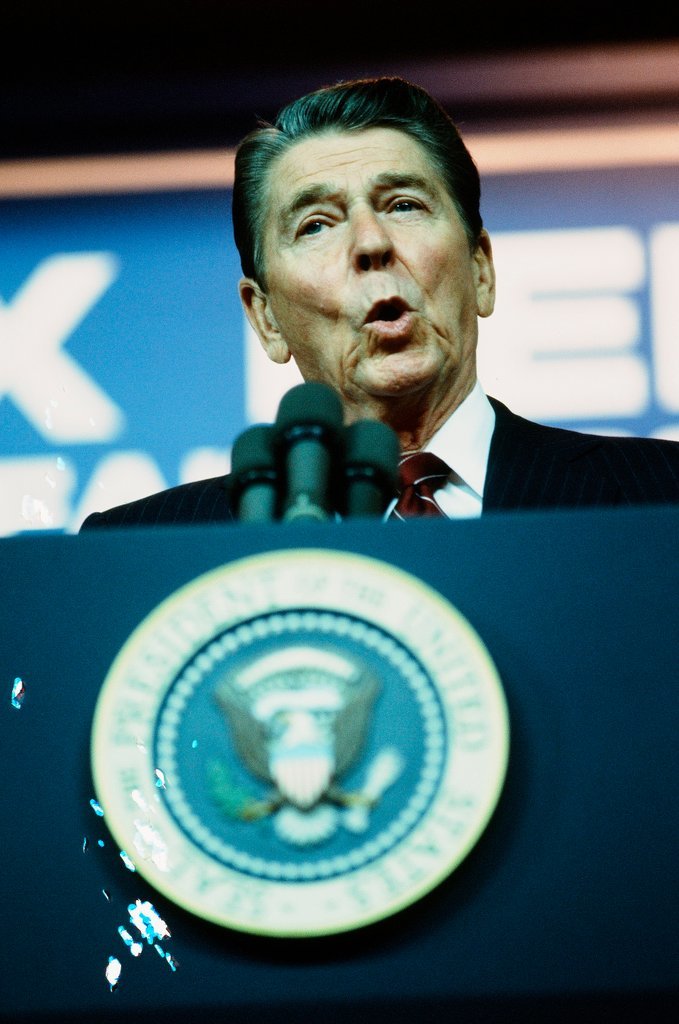President Ronald Reagan speaks to students at Gordon Technical High School - Chicago Sun-Times