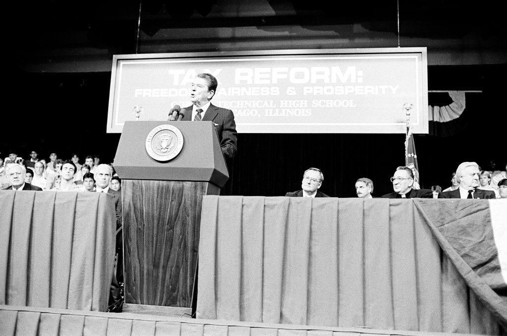 President Ronald Reagan speaks to students at Gordon Technical High School - Chicago Sun-Times