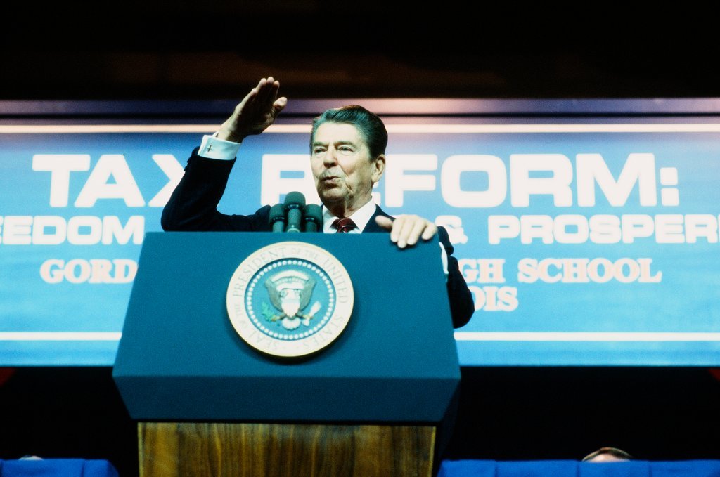 President Ronald Reagan speaks to students at Gordon Technical High School - Chicago Sun-Times