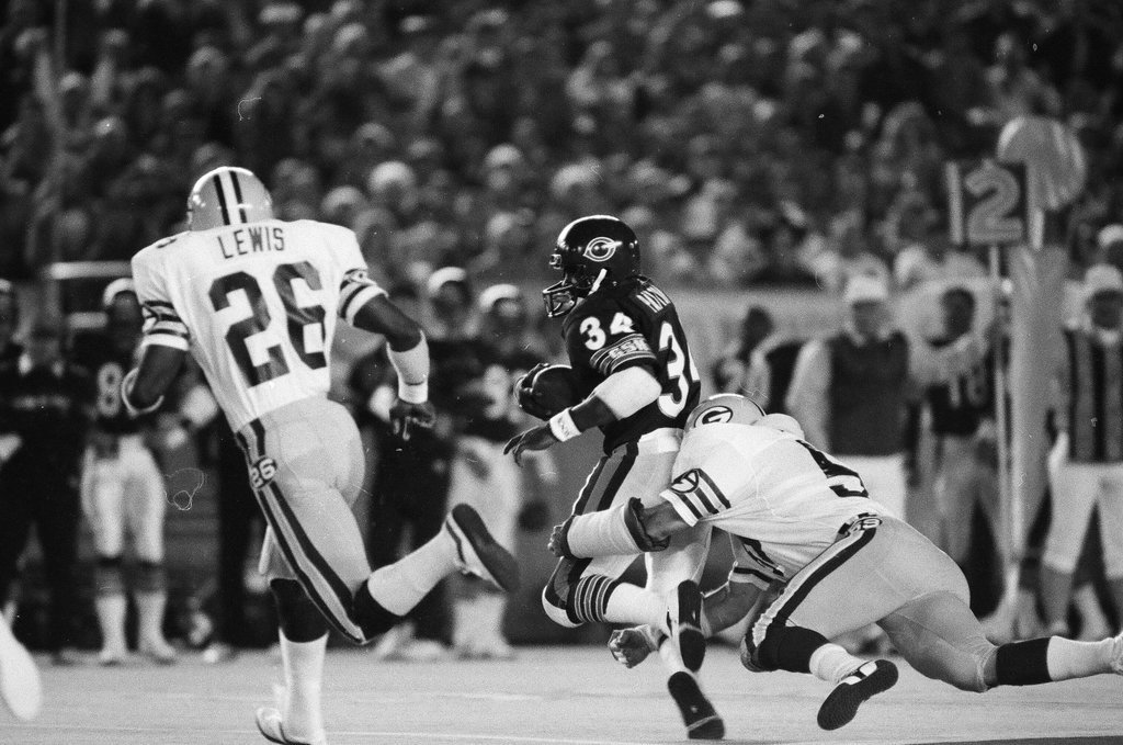 The Chicago Bears play football against the Green Bay Packers - Chicago Sun-Times