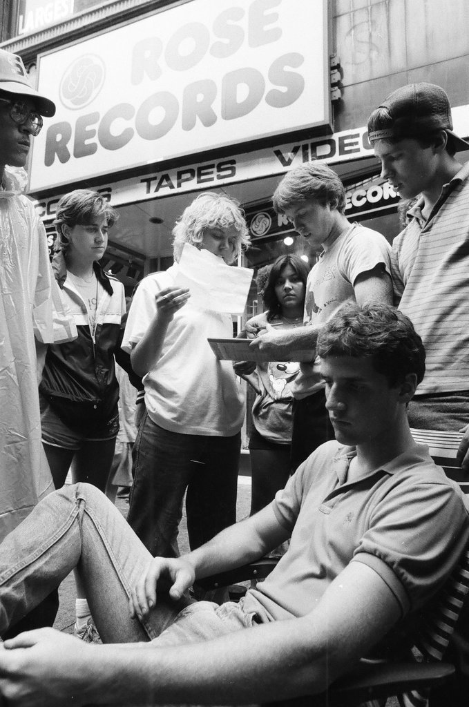Bruce Springsteen fans wait in line for three days for tickets - Chicago Sun-Times