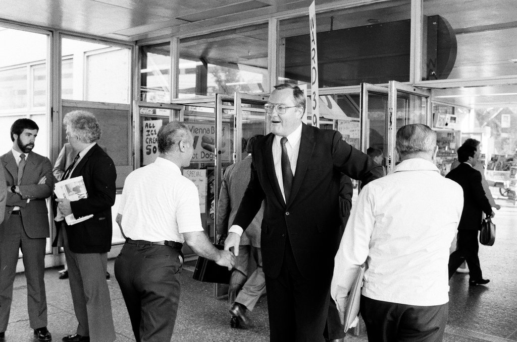 Governor Thompson begins his first day of campaigning - Chicago Sun-Times
