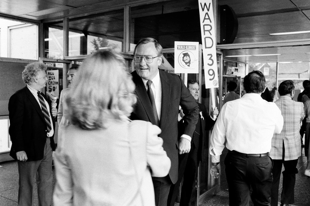 Governor Thompson begins his first day of campaigning - Chicago Sun-Times