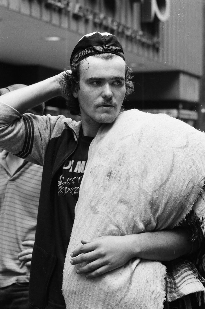 Bruce Springsteen fans wait in line for three days for tickets - Chicago Sun-Times
