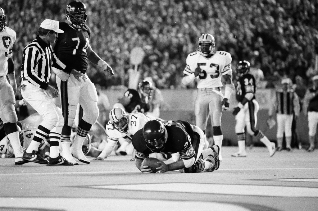 The Chicago Bears play football against the Green Bay Packers - Chicago Sun-Times