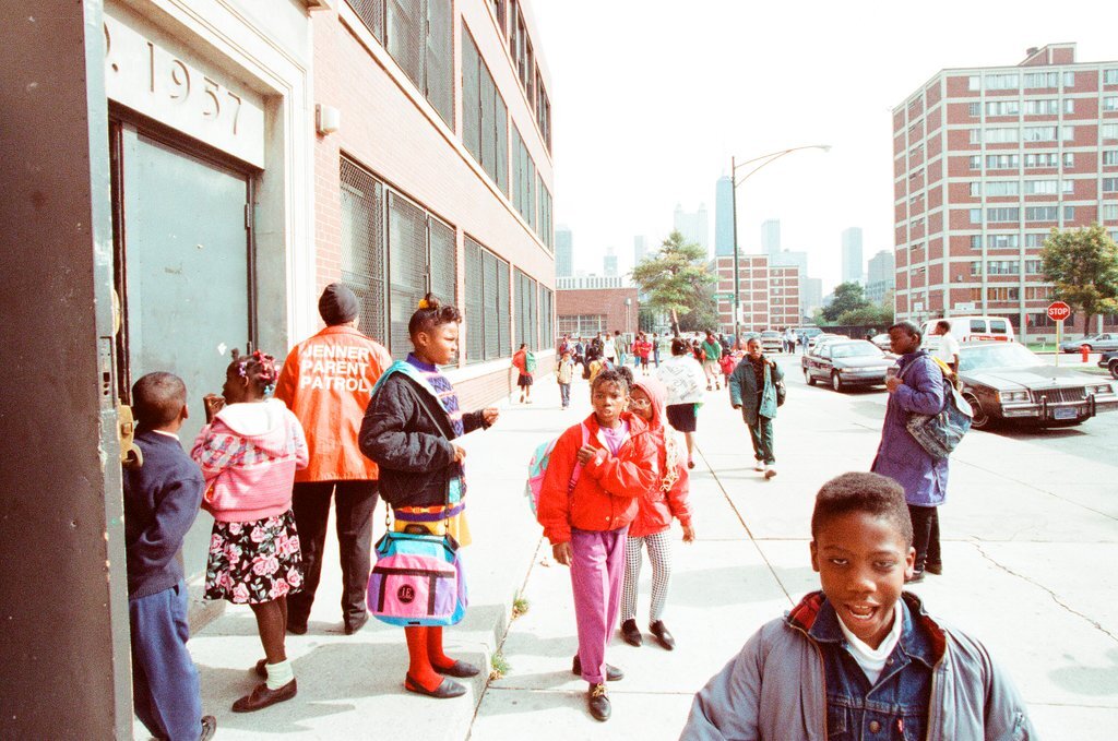 Pictures of clean up projects and residents at the Cabrini Green apartments - Chicago Sun-Times