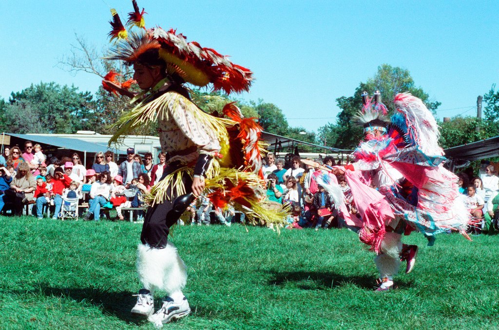 Members of the Chicago-area Native American community gather for an event - Chicago Sun-Times