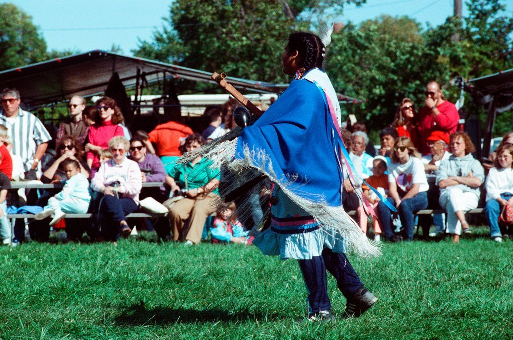 Members of the Chicago-area Native American community gather for an event - Chicago Sun-Times