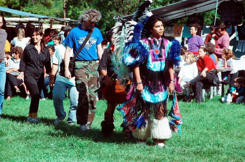 Members of the Chicago-area Native American community gather for an event - Chicago Sun-Times