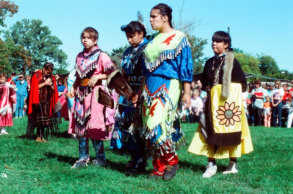 Members of the Chicago-area Native American community gather for an event - Chicago Sun-Times