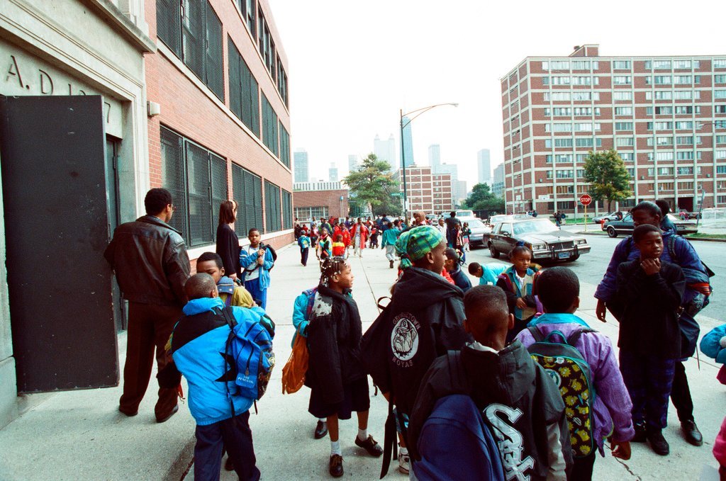 Pictures of clean up projects and residents at the Cabrini Green apartments - Chicago Sun-Times