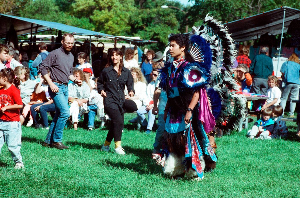 Members of the Chicago-area Native American community gather for an event - Chicago Sun-Times