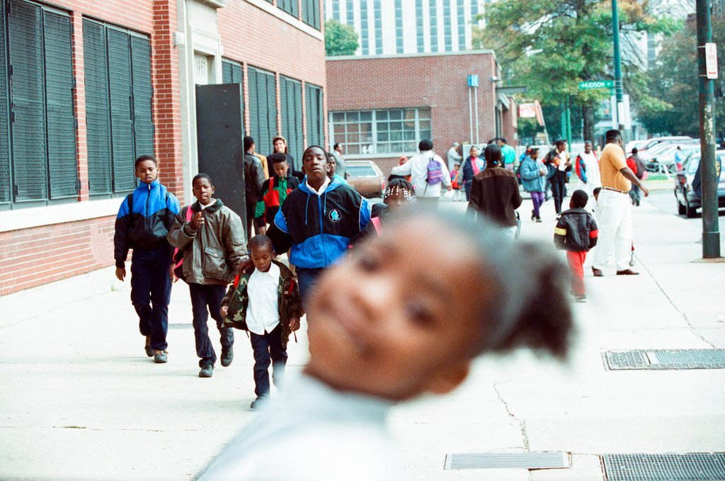 Pictures of clean up projects and residents at the Cabrini Green apartments - Chicago Sun-Times