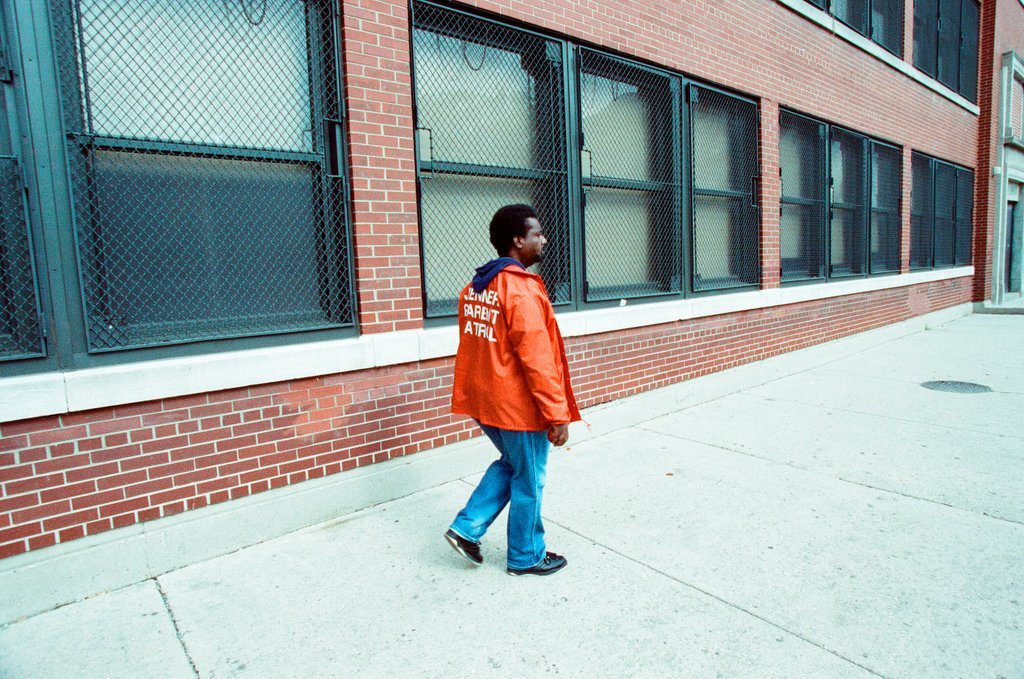 Pictures of clean up projects and residents at the Cabrini Green apartments - Chicago Sun-Times