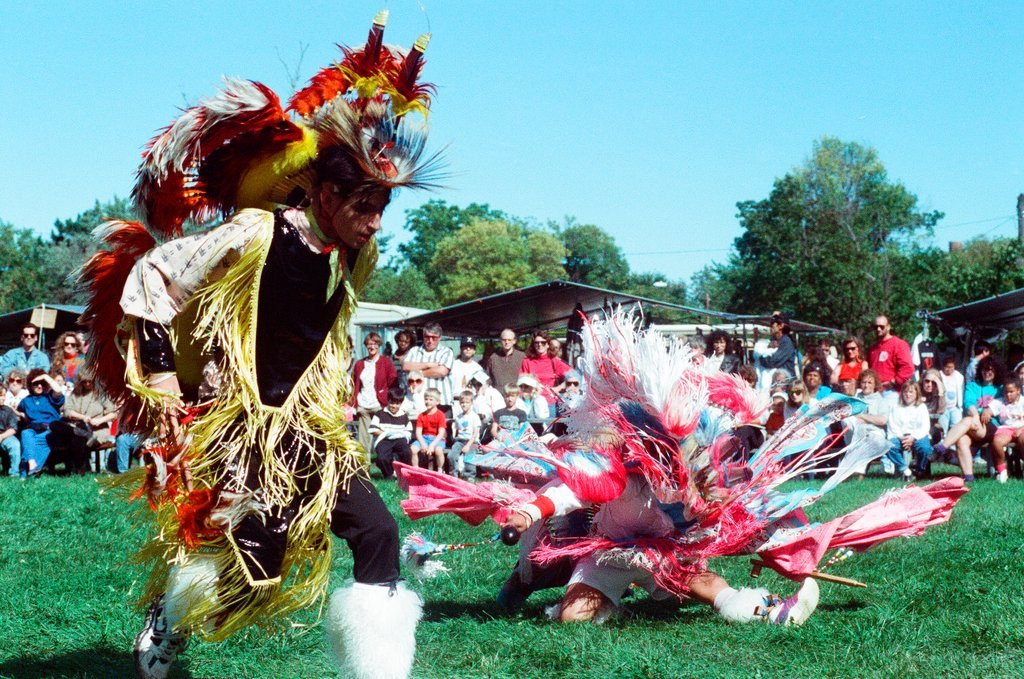 Members of the Chicago-area Native American community gather for an event - Chicago Sun-Times