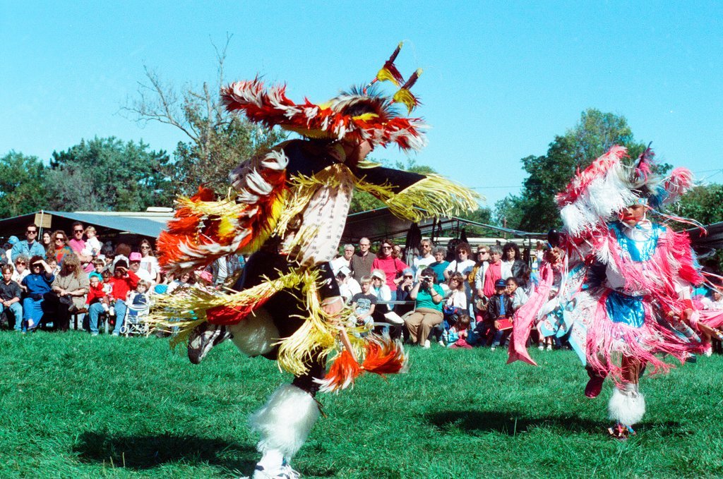 Members of the Chicago-area Native American community gather for an event - Chicago Sun-Times