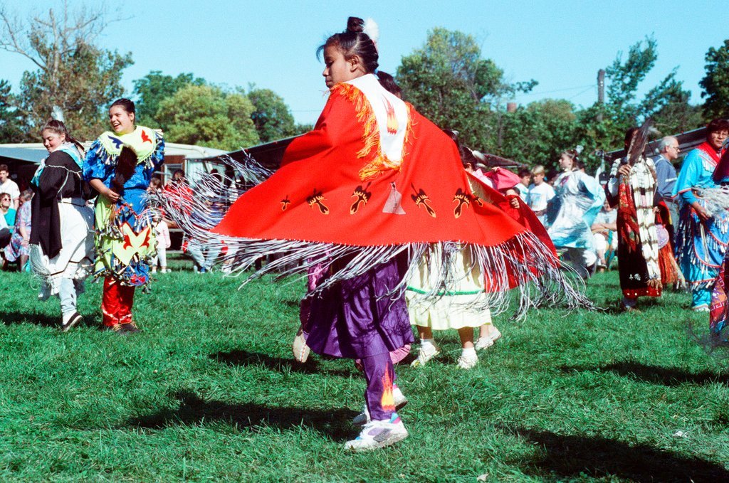 Members of the Chicago-area Native American community gather for an event - Chicago Sun-Times