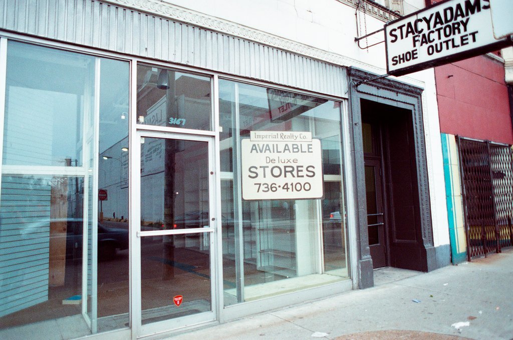 Views of stores that have recently closed in a declining shopping district near Lakeview - Chicago Sun-Times