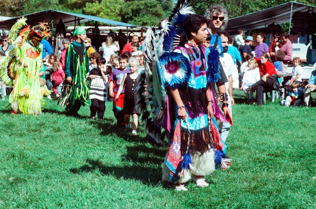 Members of the Chicago-area Native American community gather for an event - Chicago Sun-Times